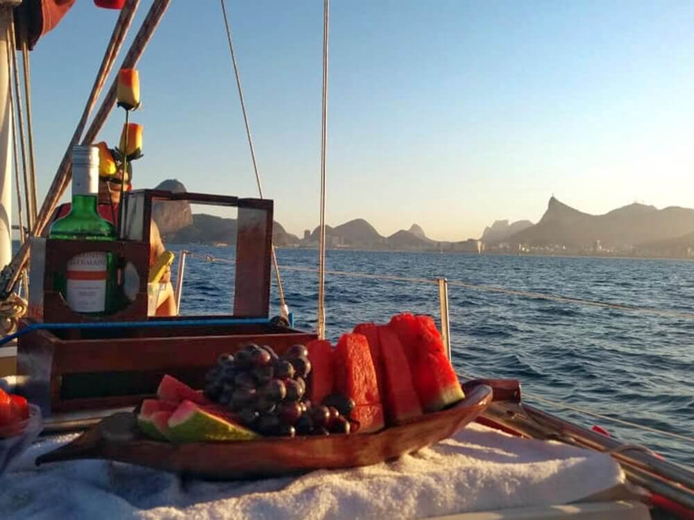 Passeio de veleiro romântico para casal - Rio de Janeiro 4